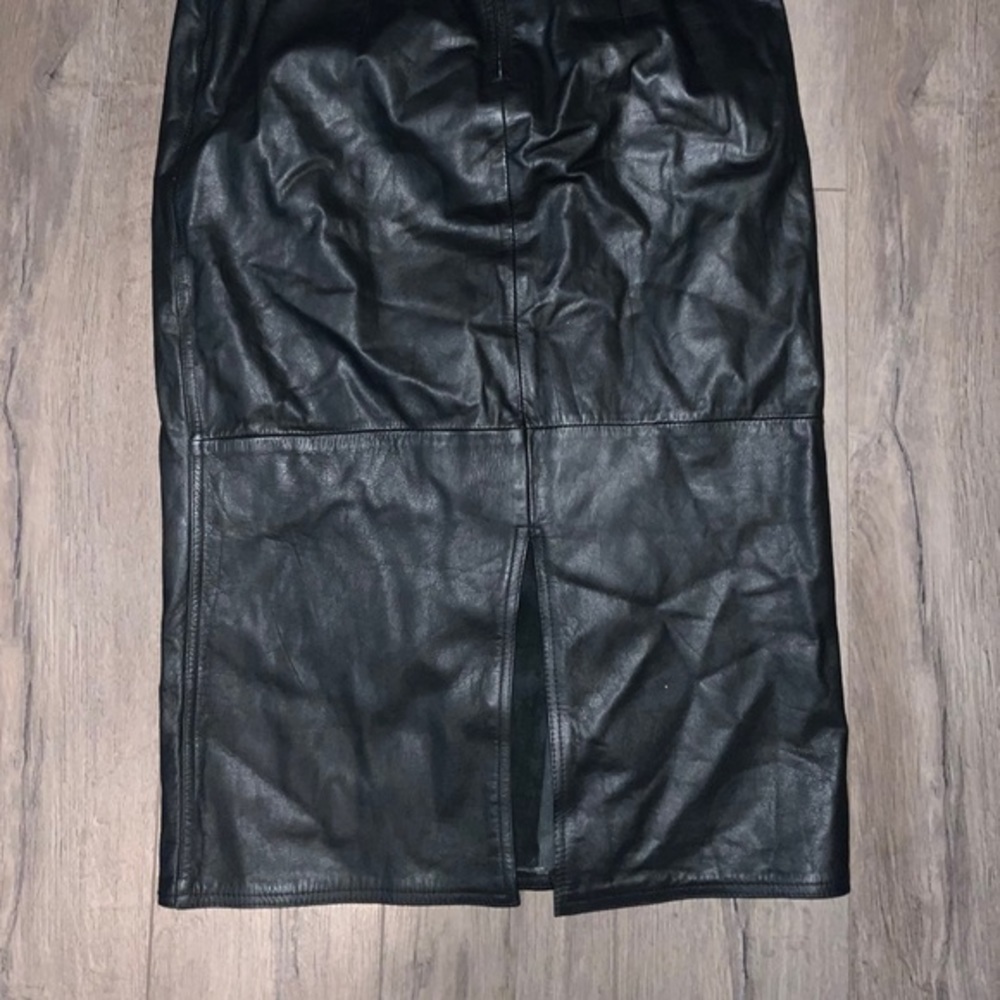Winlit Genuine Leather Women’s Skirt.